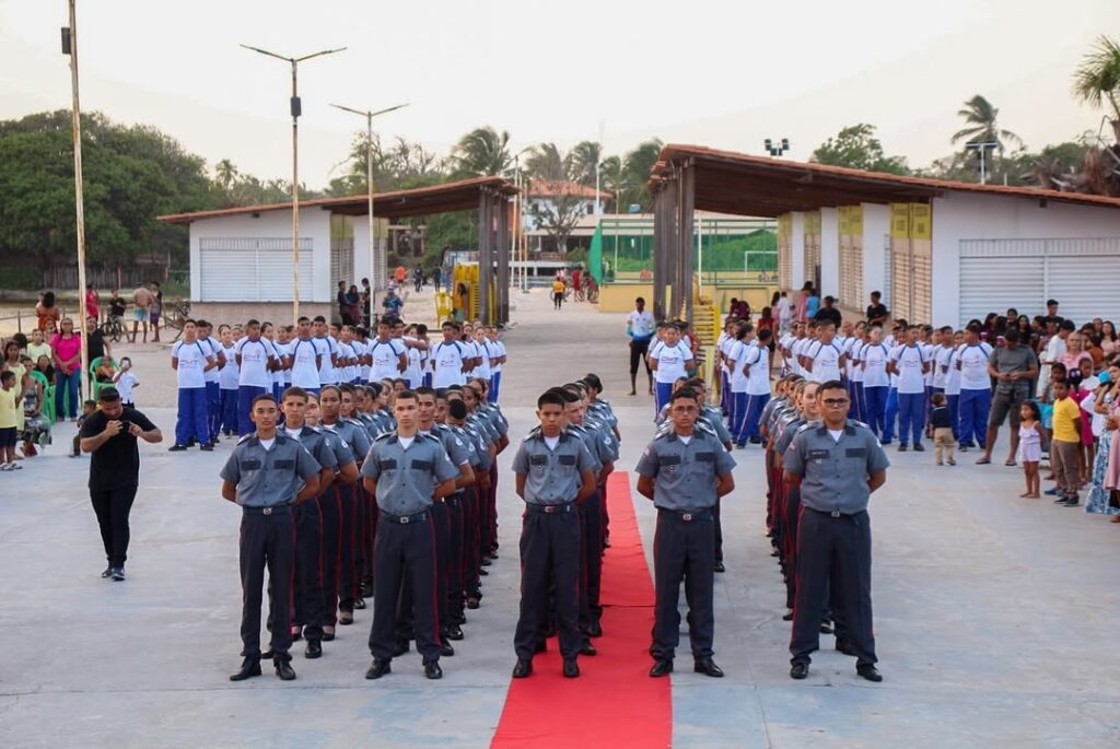 Sonhos realizados, conquistas eternizadas! 🎓✨ As fotos de formatura capturam não só o momento, (1)